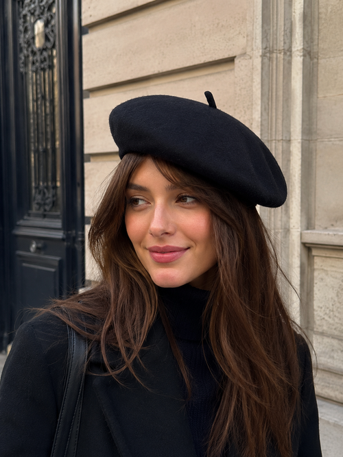 Black Wool Beret Hat | Unisex Soft Warm Vintage Artist Style UK