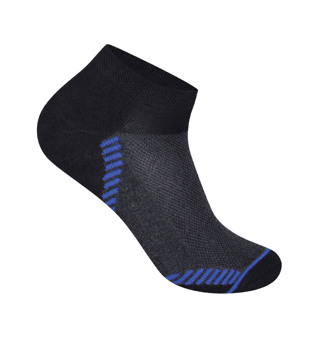 Men's cushioned trainer socks close up reinforced heel toe breathable UK