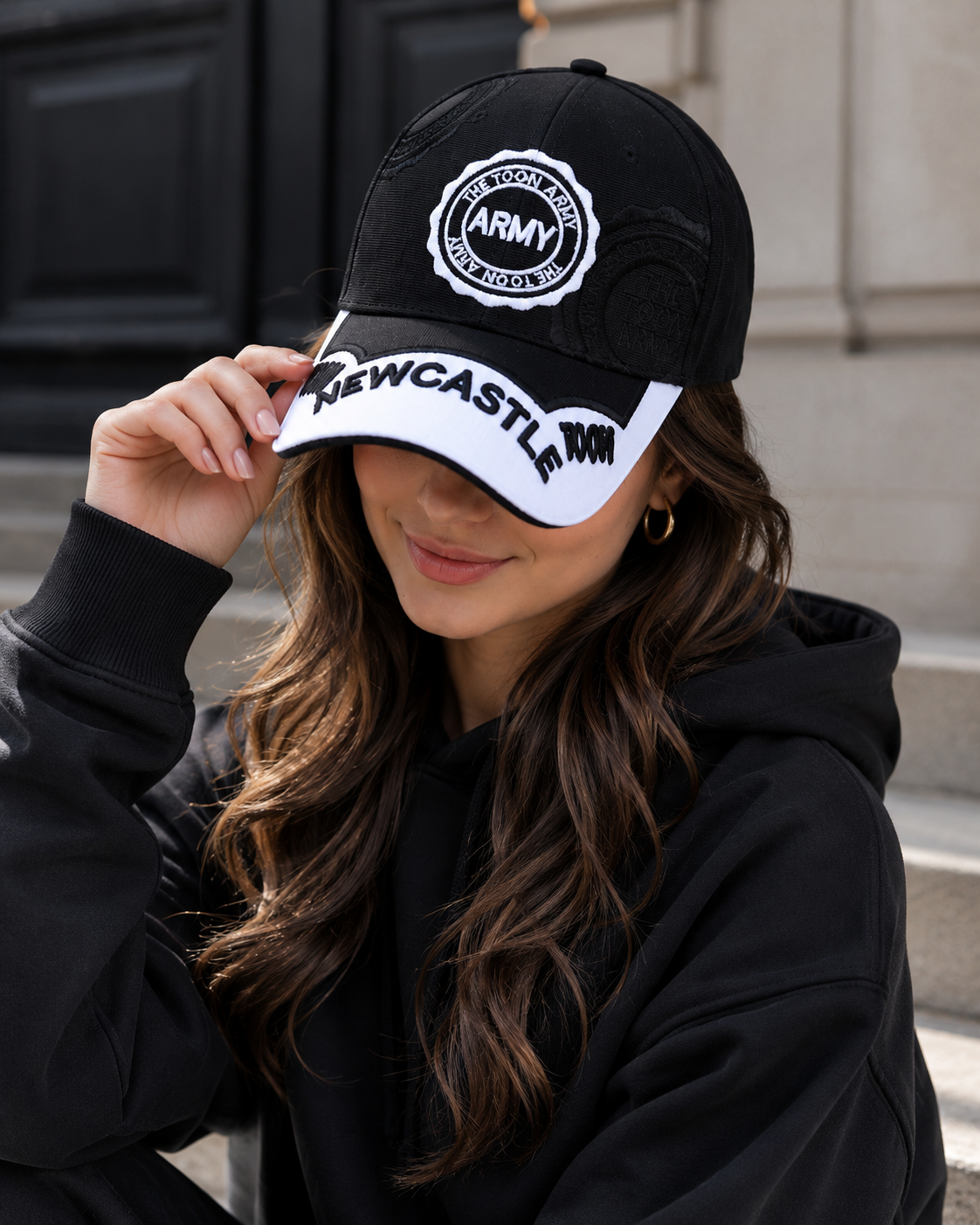 Newcastle fan cap in black and white 100% cotton with embroidered detailing, product view 3